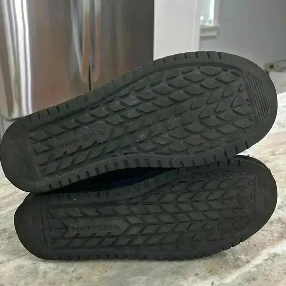 Koolaburra By UGG 1017090 Black Classic Short Winter Boots Women’s 9 - Picture 9 of 10